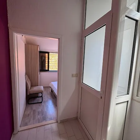 Apartament Romantic Getaway Near The Harbor *