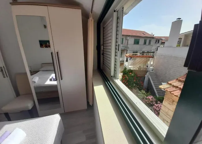 Romantic Getaway Near The Harbor Lejlighed Jelsa (Hvar)
